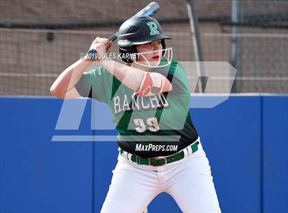 Thumbnail 3 in Rancho vs Bishop Gorman photogallery.