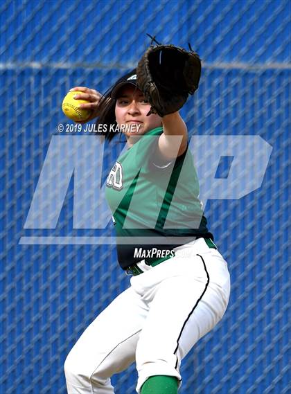 Thumbnail 3 in Rancho vs Bishop Gorman photogallery.