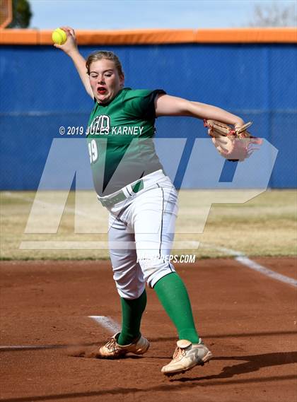 Thumbnail 2 in Rancho vs Bishop Gorman photogallery.