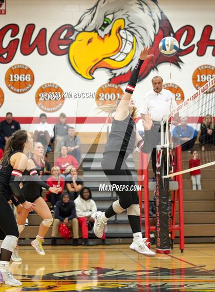 Thumbnail 1 in Regina vs St. Mary's Prep (CHSL Cardinal Quarterfinal) photogallery.