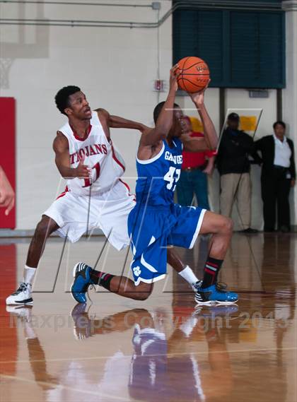 Thumbnail 1 in Garinger @ Olympic (NCHSAA 4A Playoff)  photogallery.