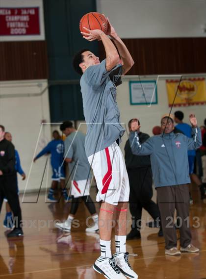 Thumbnail 3 in Garinger @ Olympic (NCHSAA 4A Playoff)  photogallery.