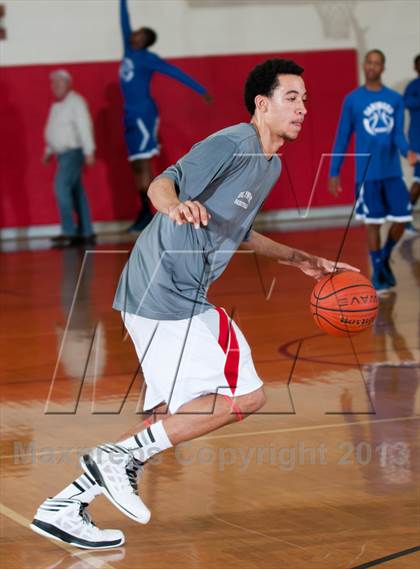 Thumbnail 2 in Garinger @ Olympic (NCHSAA 4A Playoff)  photogallery.