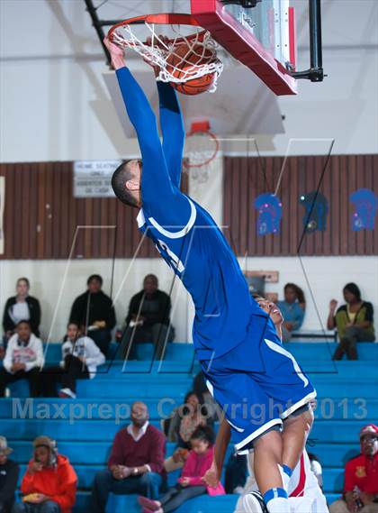 Thumbnail 3 in Garinger @ Olympic (NCHSAA 4A Playoff)  photogallery.