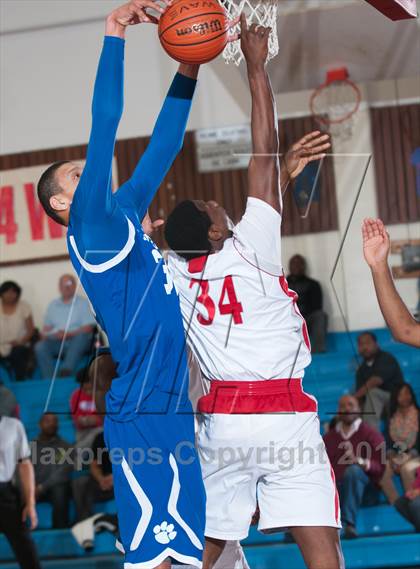 Thumbnail 2 in Garinger @ Olympic (NCHSAA 4A Playoff)  photogallery.
