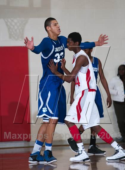 Thumbnail 1 in Garinger @ Olympic (NCHSAA 4A Playoff)  photogallery.