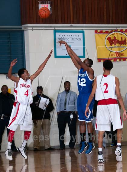 Thumbnail 2 in Garinger @ Olympic (NCHSAA 4A Playoff)  photogallery.