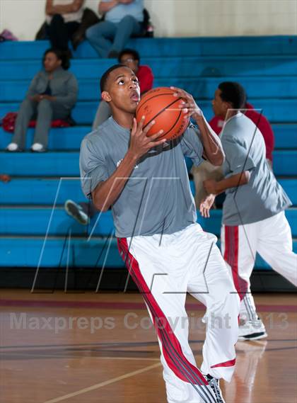 Thumbnail 1 in Garinger @ Olympic (NCHSAA 4A Playoff)  photogallery.