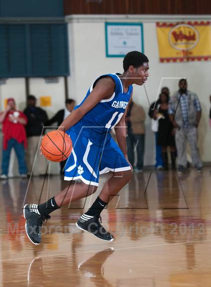 Thumbnail 1 in Garinger @ Olympic (NCHSAA 4A Playoff)  photogallery.