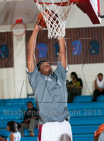 Thumbnail 3 in Garinger @ Olympic (NCHSAA 4A Playoff)  photogallery.