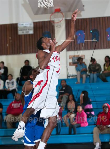 Thumbnail 2 in Garinger @ Olympic (NCHSAA 4A Playoff)  photogallery.