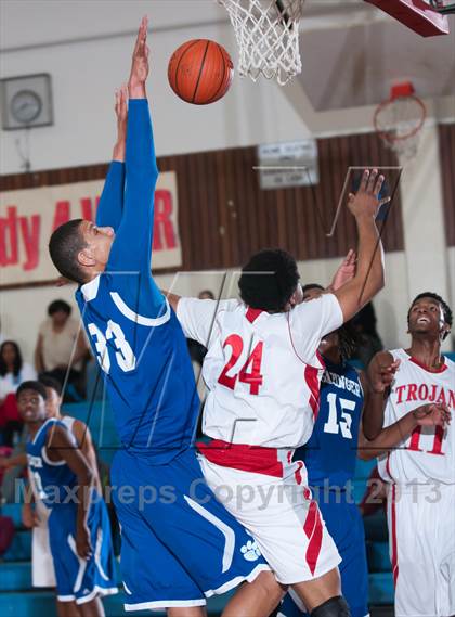 Thumbnail 2 in Garinger @ Olympic (NCHSAA 4A Playoff)  photogallery.