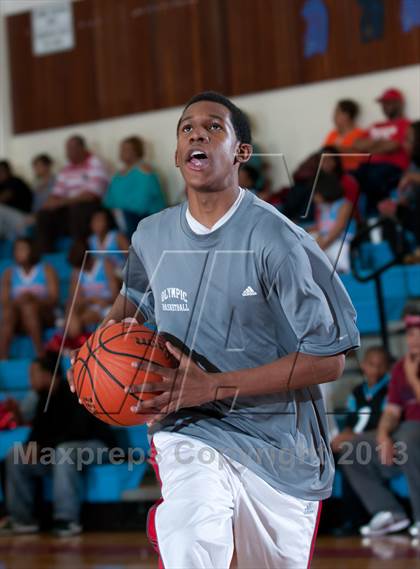 Thumbnail 2 in Garinger @ Olympic (NCHSAA 4A Playoff)  photogallery.
