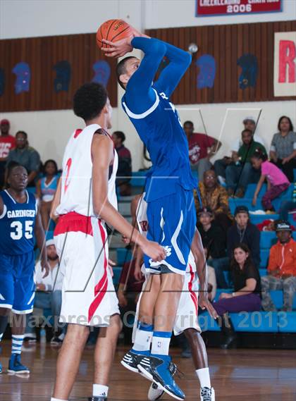 Thumbnail 2 in Garinger @ Olympic (NCHSAA 4A Playoff)  photogallery.