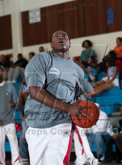 Thumbnail 1 in Garinger @ Olympic (NCHSAA 4A Playoff)  photogallery.