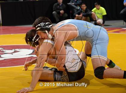 Thumbnail 2 in CIF State Boys Wrestling Championships (Round 1) photogallery.