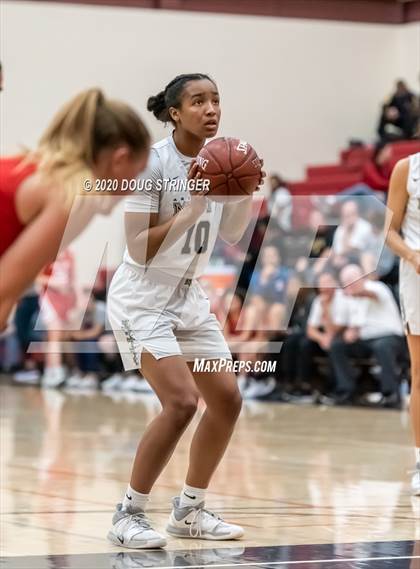 Thumbnail 1 in St. Ignatius @ Archbishop Mitty (CCS-CIF Playoffs) photogallery.