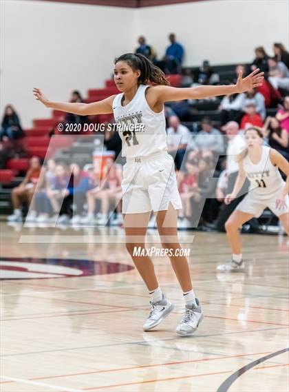 Thumbnail 2 in St. Ignatius @ Archbishop Mitty (CCS-CIF Playoffs) photogallery.