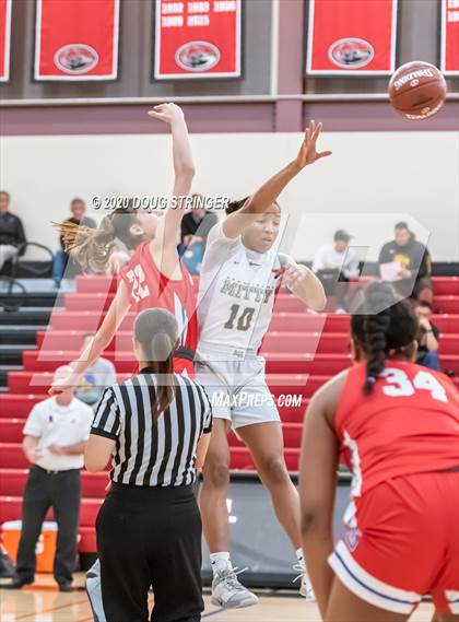 Thumbnail 3 in St. Ignatius @ Archbishop Mitty (CCS-CIF Playoffs) photogallery.