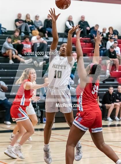 Thumbnail 2 in St. Ignatius @ Archbishop Mitty (CCS-CIF Playoffs) photogallery.