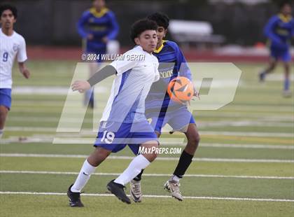Thumbnail 1 in Irvington @ Foothill photogallery.