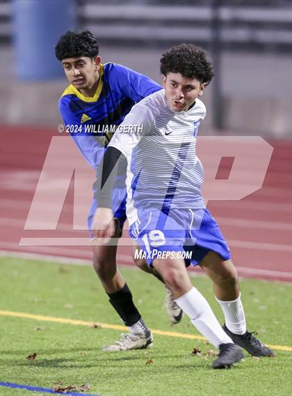 Thumbnail 2 in Irvington @ Foothill photogallery.