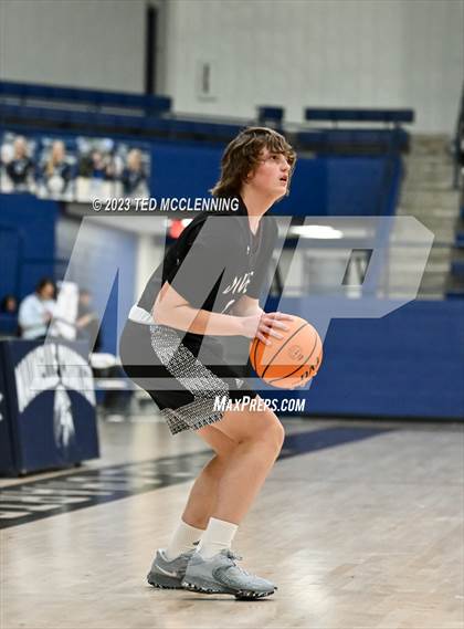 Thumbnail 2 in Perryville vs Dover (AAA 3A-5 district first round) photogallery.