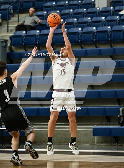 Thumbnail 1 in Perryville vs Dover (AAA 3A-5 district first round) photogallery.