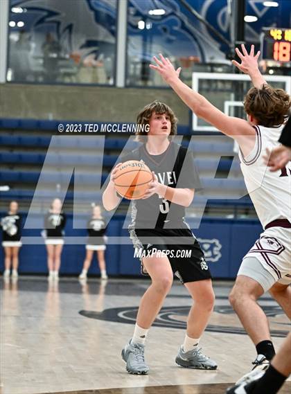 Thumbnail 2 in Perryville vs Dover (AAA 3A-5 district first round) photogallery.