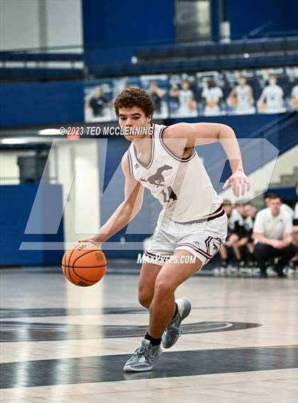 Thumbnail 2 in Perryville vs Dover (AAA 3A-5 district first round) photogallery.