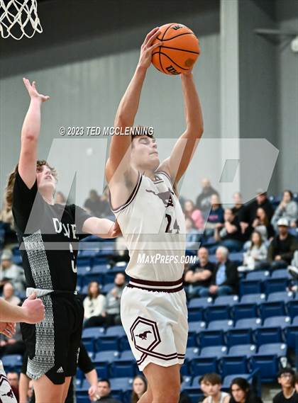 Thumbnail 3 in Perryville vs Dover (AAA 3A-5 district first round) photogallery.