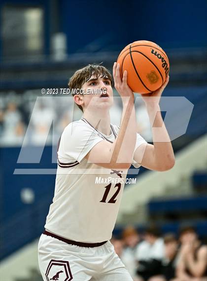 Thumbnail 1 in Perryville vs Dover (AAA 3A-5 district first round) photogallery.