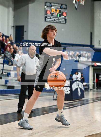 Thumbnail 1 in Perryville vs Dover (AAA 3A-5 district first round) photogallery.
