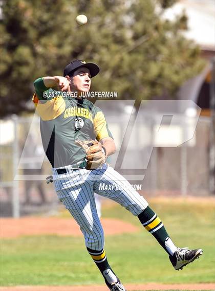 Thumbnail 2 in Arroyo vs. Casa Grande (CIF NCS D2 Final) photogallery.