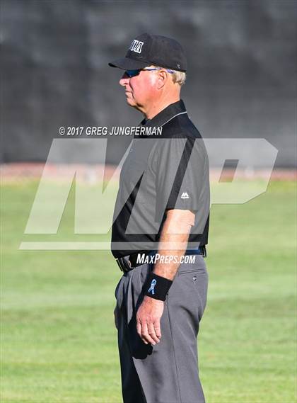 Thumbnail 1 in Arroyo vs. Casa Grande (CIF NCS D2 Final) photogallery.