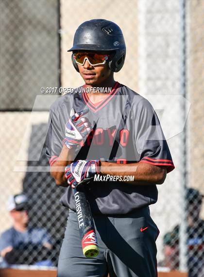 Thumbnail 3 in Arroyo vs. Casa Grande (CIF NCS D2 Final) photogallery.