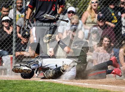 Thumbnail 2 in Arroyo vs. Casa Grande (CIF NCS D2 Final) photogallery.