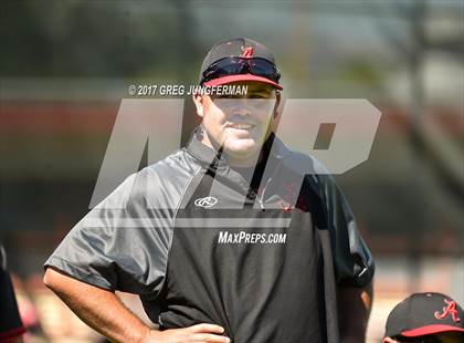 Thumbnail 3 in Arroyo vs. Casa Grande (CIF NCS D2 Final) photogallery.