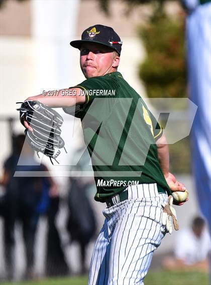 Thumbnail 3 in Arroyo vs. Casa Grande (CIF NCS D2 Final) photogallery.