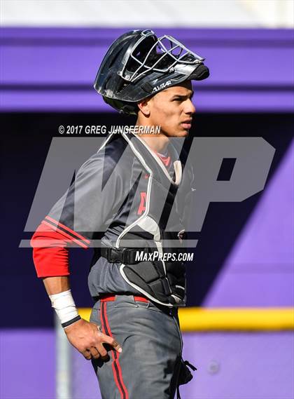 Thumbnail 2 in Arroyo vs. Casa Grande (CIF NCS D2 Final) photogallery.
