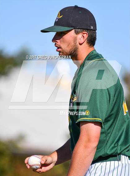 Thumbnail 2 in Arroyo vs. Casa Grande (CIF NCS D2 Final) photogallery.