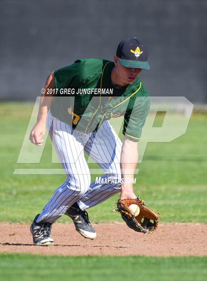 Thumbnail 1 in Arroyo vs. Casa Grande (CIF NCS D2 Final) photogallery.