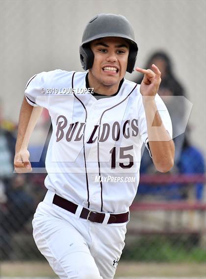 Thumbnail 2 in Charter Oak @ West Covina photogallery.