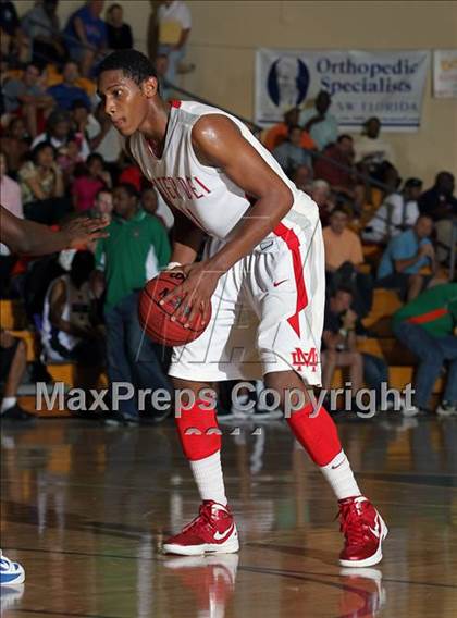 Thumbnail 1 in Bishop Gorman vs. Mater Dei (City of Palms Classic) photogallery.