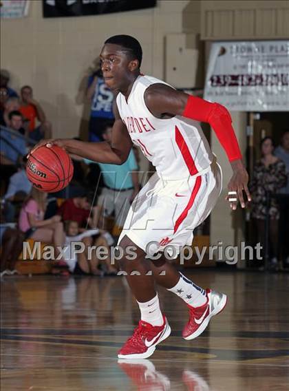 Thumbnail 1 in Bishop Gorman vs. Mater Dei (City of Palms Classic) photogallery.