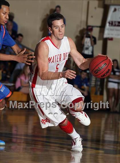 Thumbnail 2 in Bishop Gorman vs. Mater Dei (City of Palms Classic) photogallery.