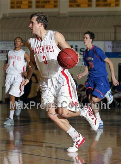 Thumbnail 2 in Bishop Gorman vs. Mater Dei (City of Palms Classic) photogallery.