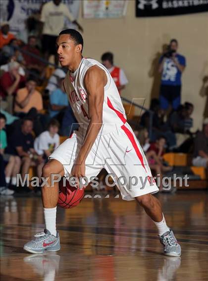 Thumbnail 3 in Bishop Gorman vs. Mater Dei (City of Palms Classic) photogallery.