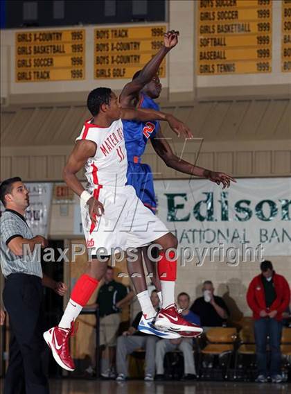 Thumbnail 1 in Bishop Gorman vs. Mater Dei (City of Palms Classic) photogallery.