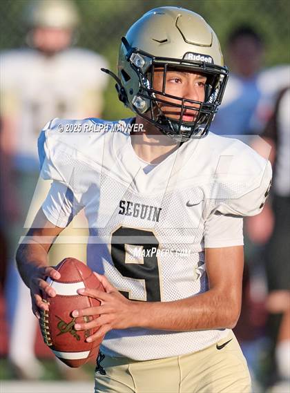 Thumbnail 2 in JV: Seguin @ Boerne-Champion photogallery.
